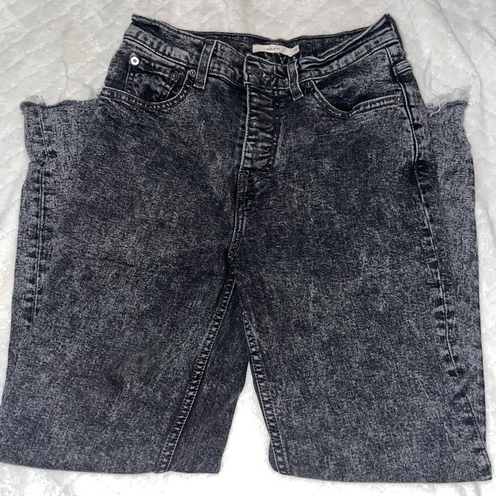 LEVIS - Picture 2 of 2